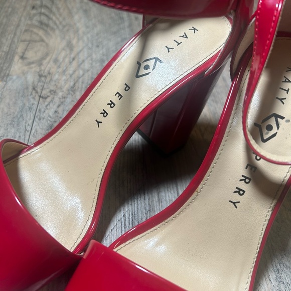 Katy Perry Collections Red Women's Heels Size: 7 - Picture 2 of 10
